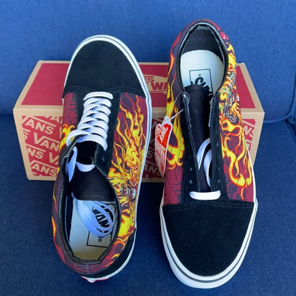 Vans WMNS Old Skool Samurai Rising Black/True White Sneakers - Picture 13 of 16